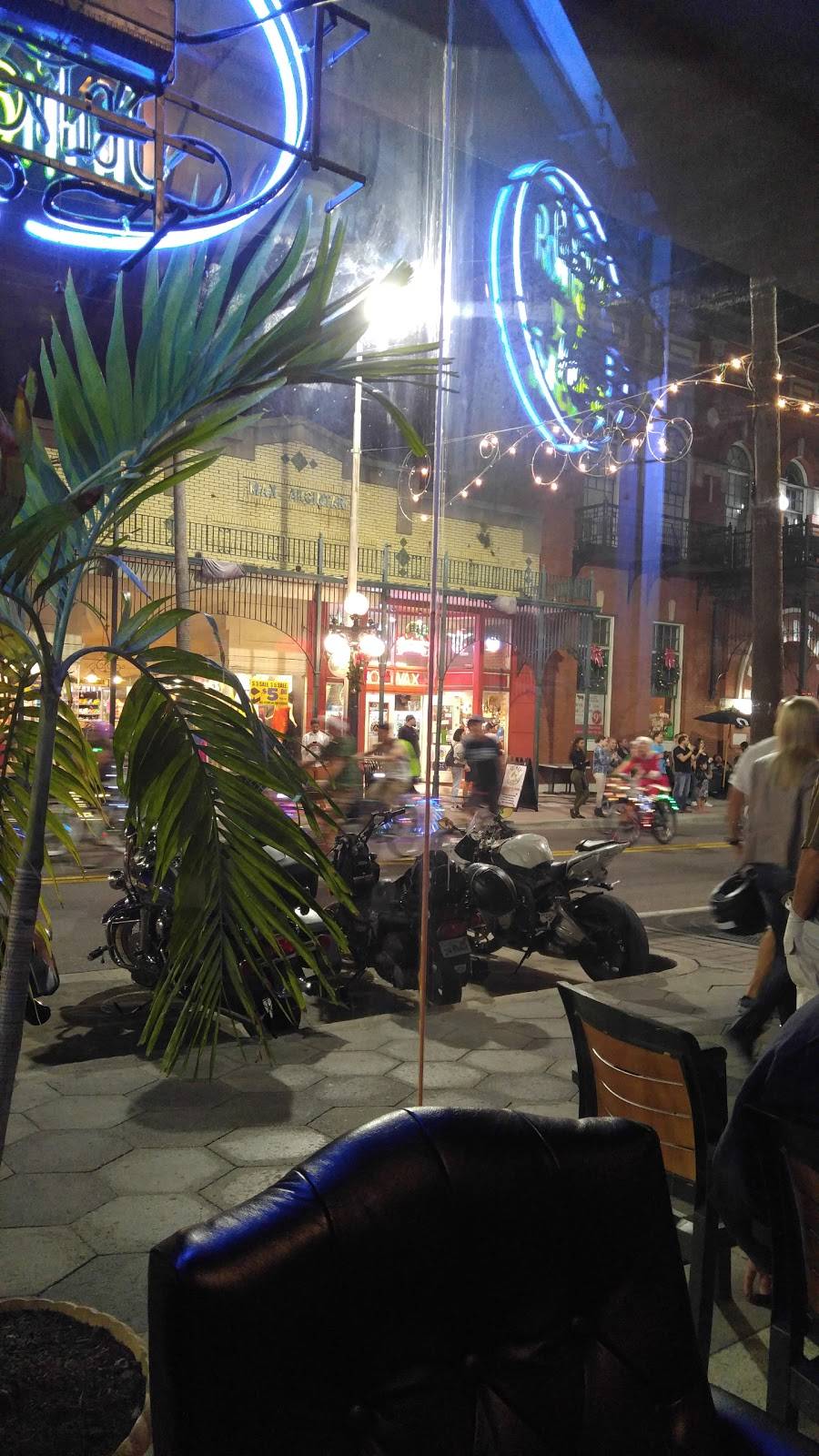 King Corona Cigars Bar And Cafe | restaurant | 1523 E 7th Ave, Tampa, FL 33605, USA | 8132419109 OR +1 813-241-9109