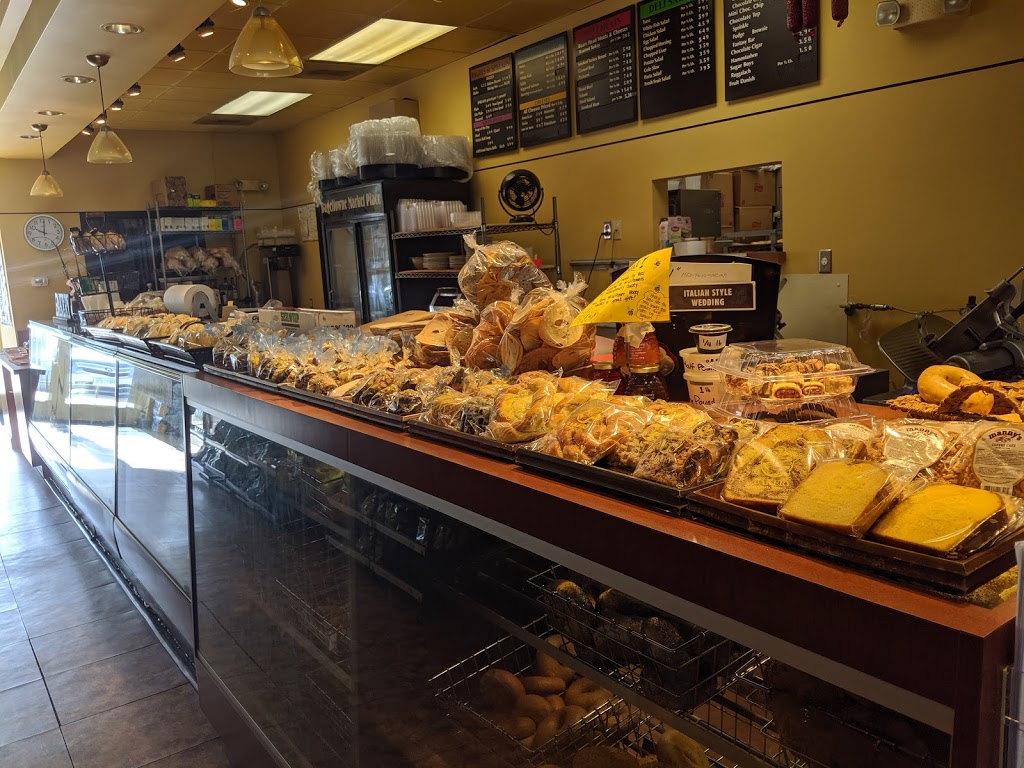 Bageltowne Deli | restaurant | 9749 Traville Gateway Dr, Rockville, MD 20850, USA | 3012797035 OR +1 301-279-7035