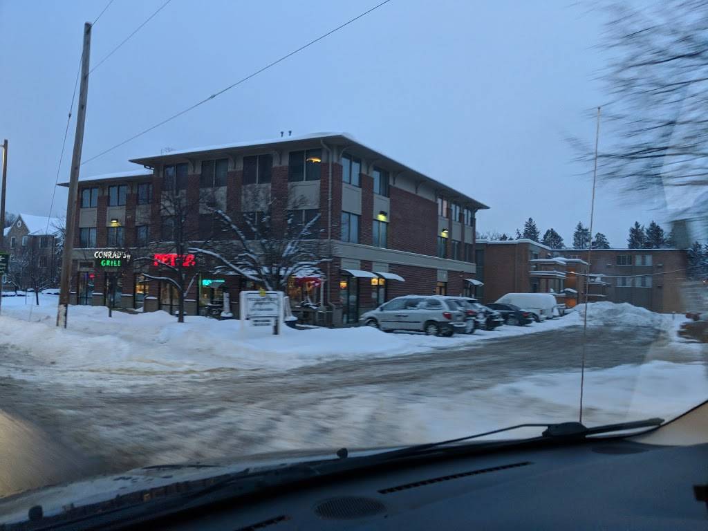 Conrads Grill | restaurant | 311 W Grand River Ave, East Lansing, MI 48823, USA | 5173337195 OR +1 517-333-7195