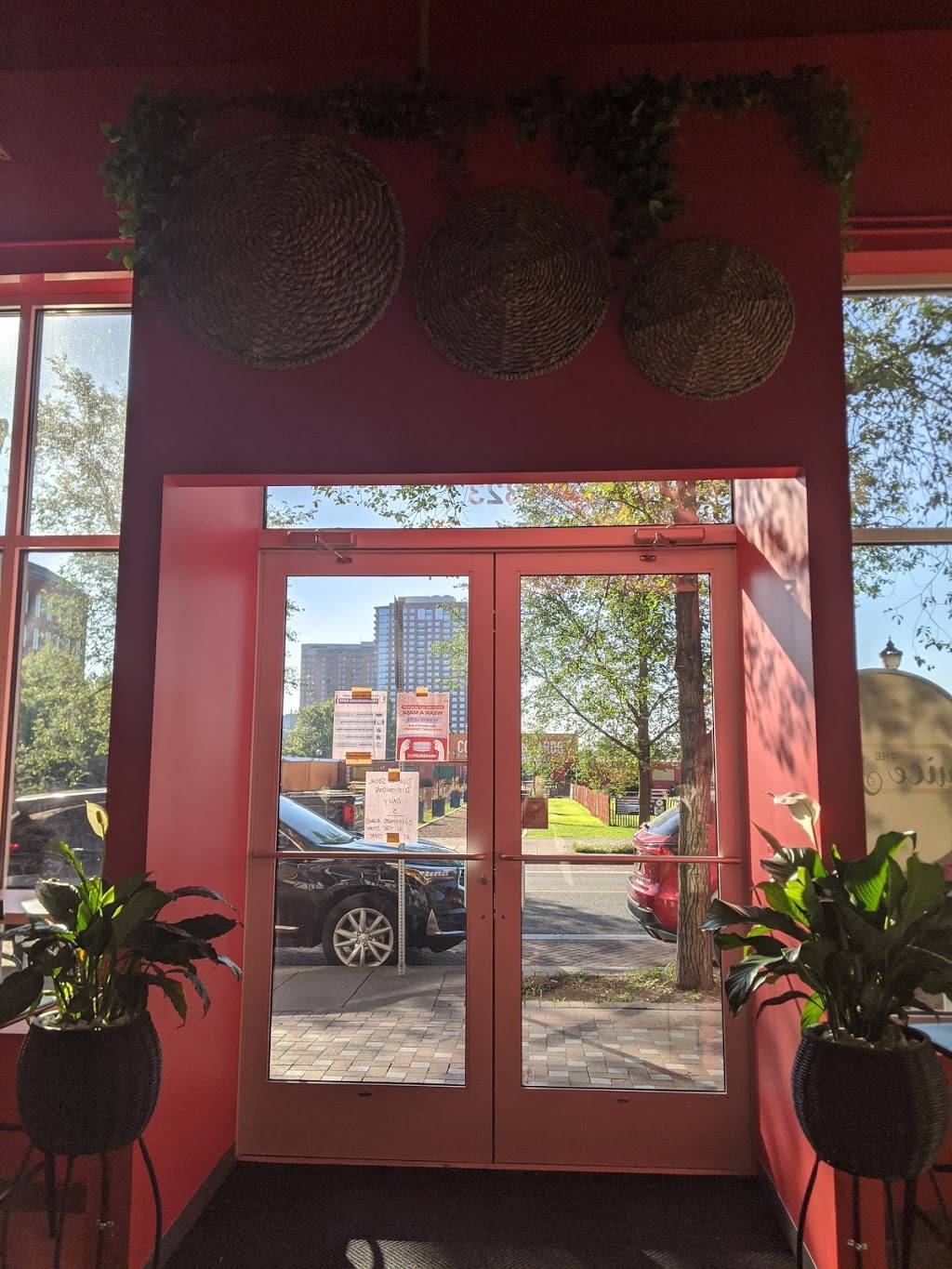 The Juice Joint | restaurant | 323 Justison St, Wilmington, DE 19801, USA | 3028036886 OR +1 302-803-6886