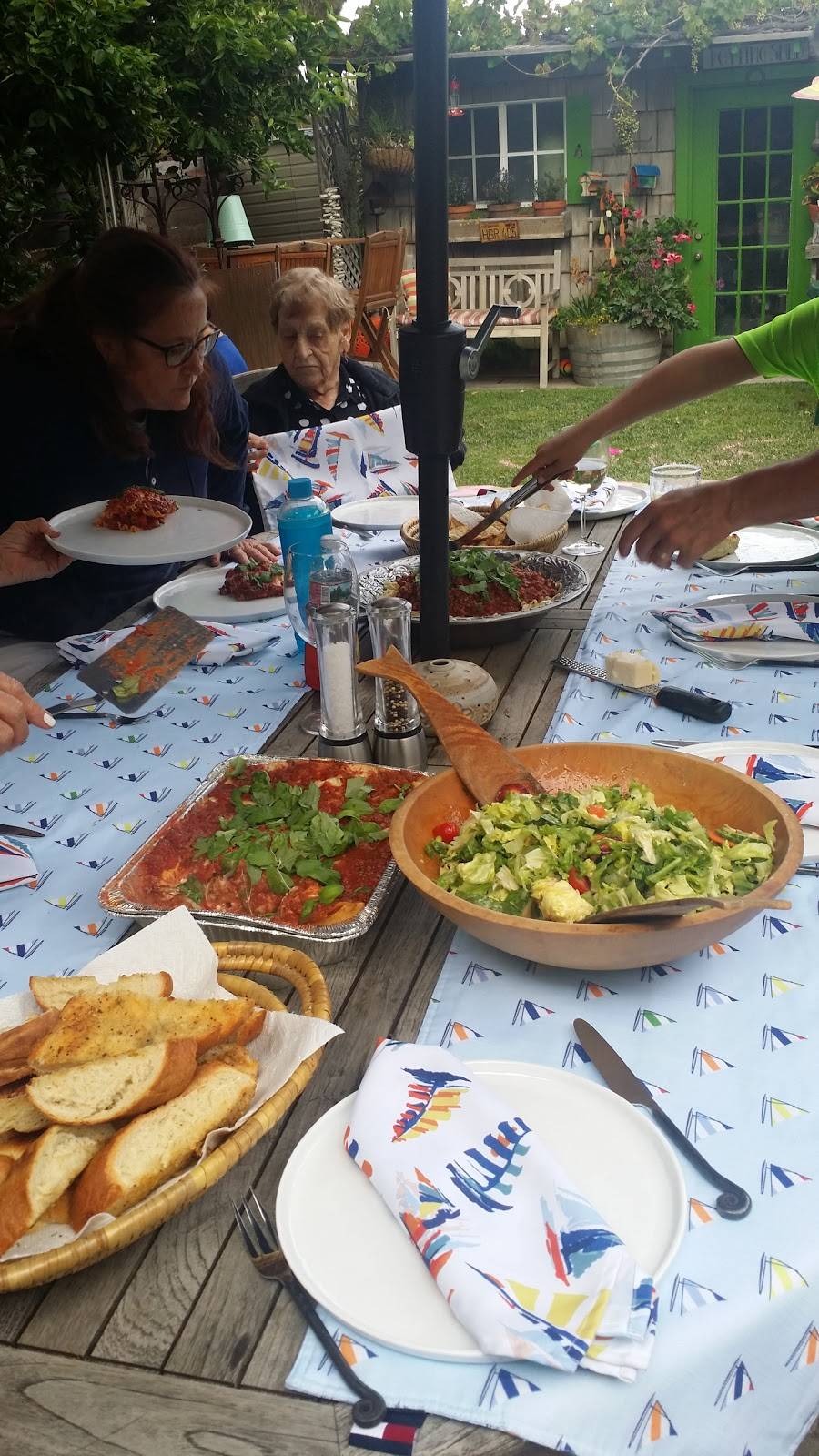 El Burrito Jr | restaurant | 919 S Pacific Coast Hwy, Redondo Beach, CA 90277, USA | 3103165058 OR +1 310-316-5058