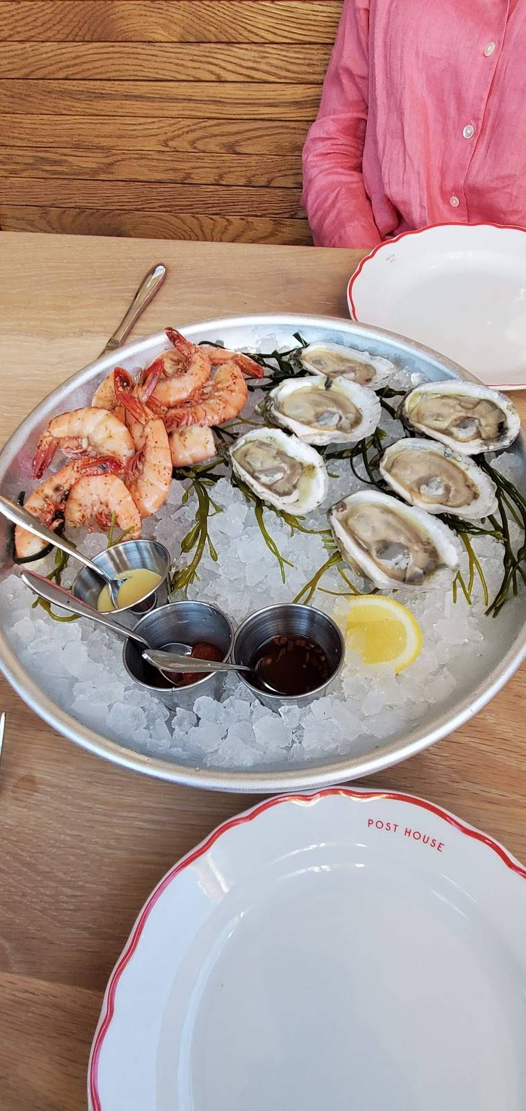 Post House | restaurant | 101 Pitt St, Mt Pleasant, SC 29464, USA | 8432037678 OR +1 843-203-7678