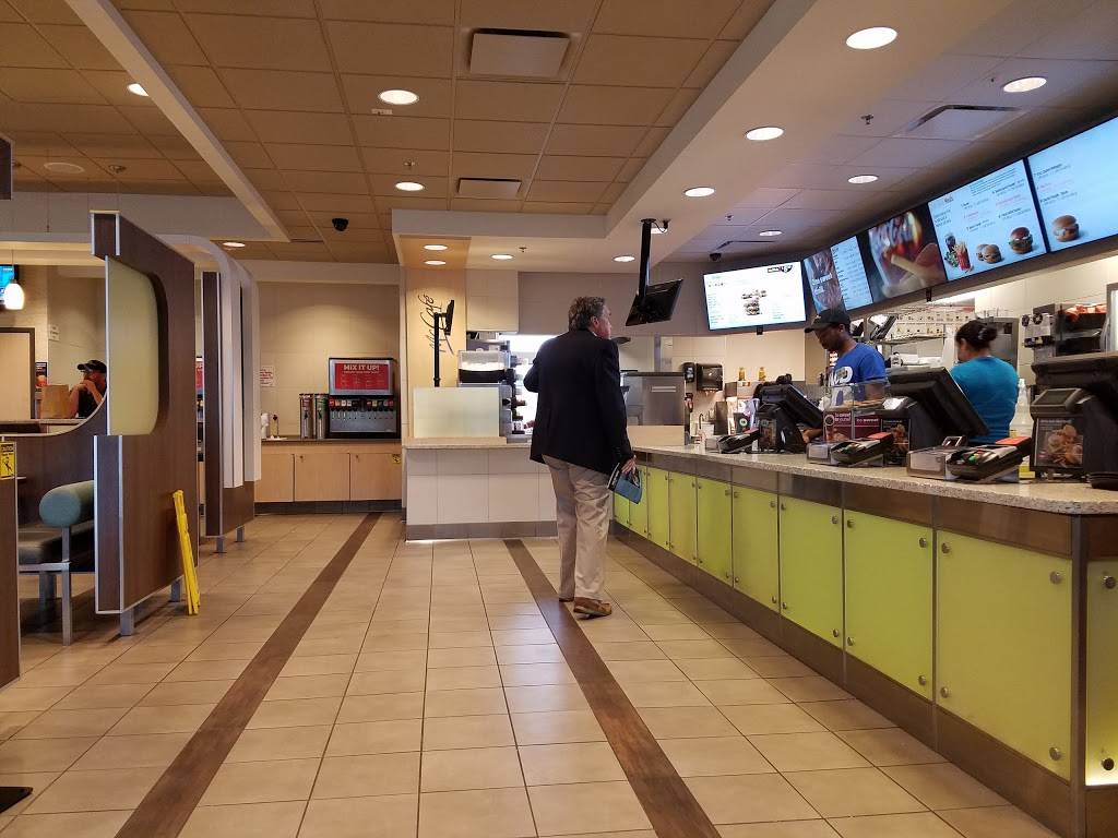McDonalds | cafe | 729 Long Lake Rd, New Brighton, MN 55112, USA | 6516319176 OR +1 651-631-9176