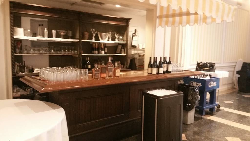 21 at the Frederick | restaurant | 940 4th Ave, Huntington, WV 25701, USA | 3045290222 OR +1 304-529-0222