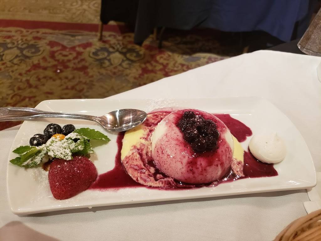 Tatiana Club & Restaurant | restaurant | 1710 E Hallandale Beach Blvd, Hallandale Beach, FL 33009, USA | 9544541222 OR +1 954-454-1222