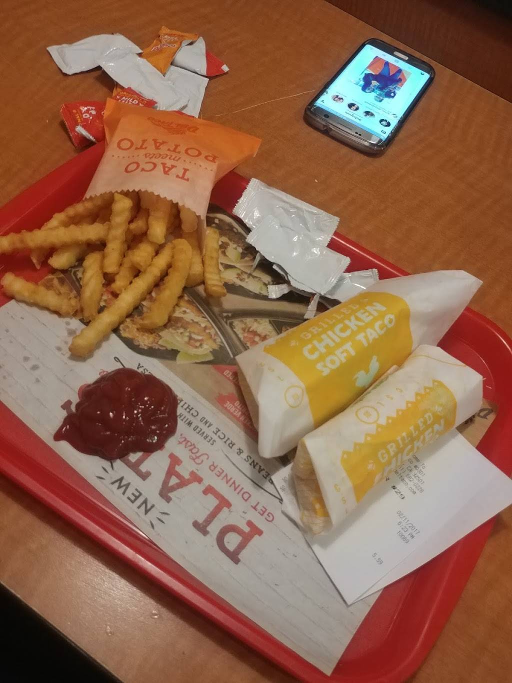 Del Taco | meal takeaway | 4407 Brockton Ave, Riverside, CA 92501, USA | 9516820228 OR +1 951-682-0228