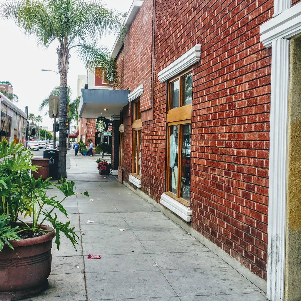 Starbucks | cafe | 101 W Main St, Alhambra, CA 91801, USA | 6262821171 OR +1 626-282-1171