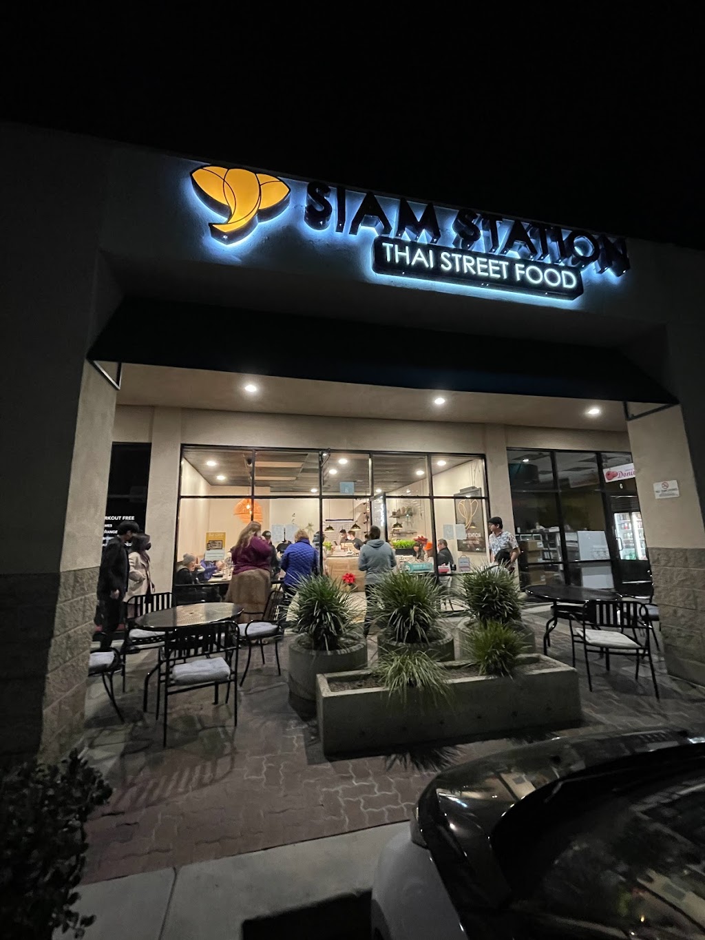 Siam Station Thai Street Food | restaurant | 92 Corporate Park H, Irvine, CA 92606, USA | 9499230499 OR +1 949-923-0499