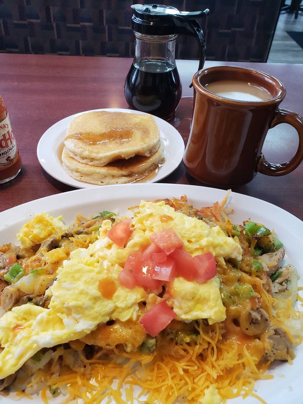 American Grille | restaurant | 1450 Holmes Rd, Ypsilanti, MI 48198, USA | 7345444453 OR +1 734-544-4453