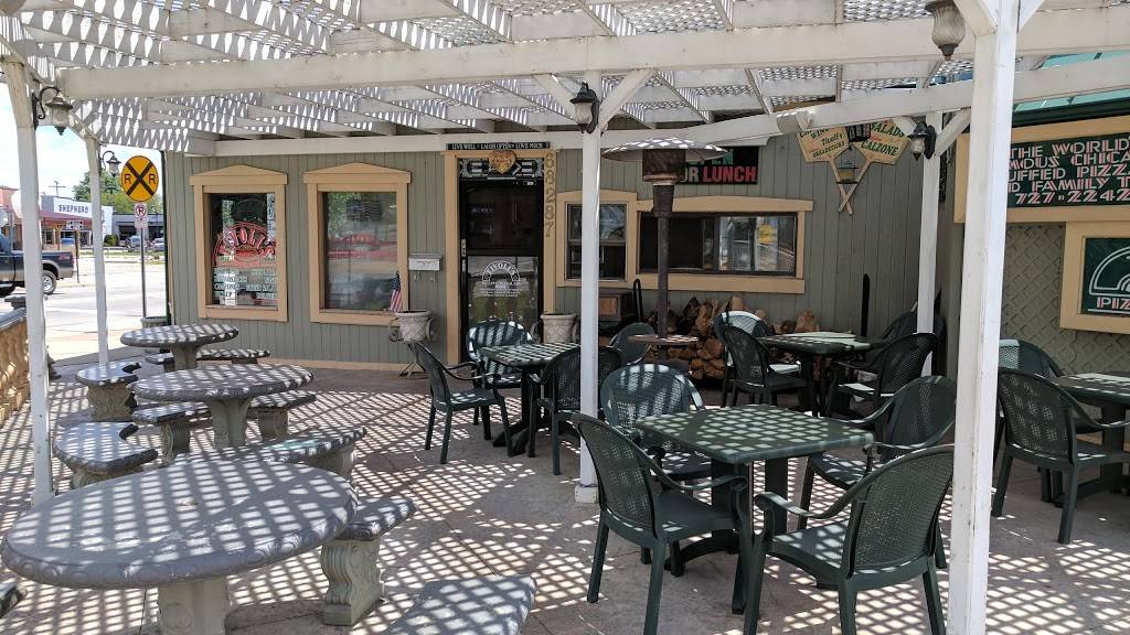 Tivoli Pizzeria | restaurant | 68287 Main St, Richmond, MI 48062, USA | 5867272242 OR +1 586-727-2242