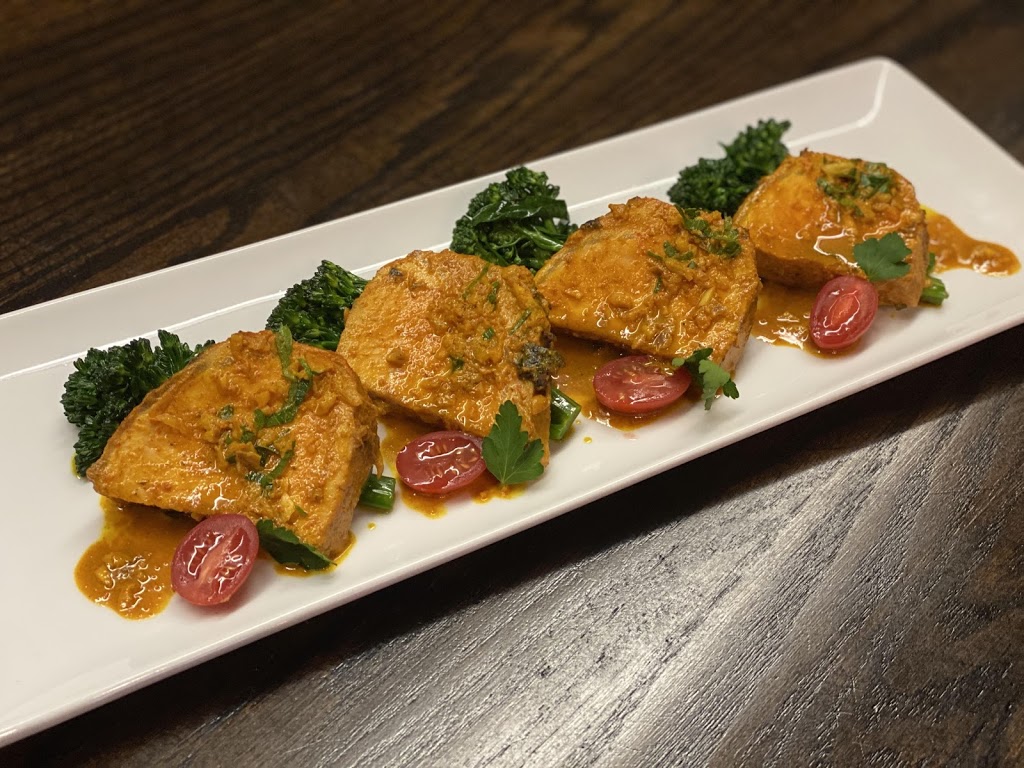 Macanese Grill | restaurant | 5304 Gateway Center, Flint, MI 48507, USA | 8102338000 OR +1 810-233-8000