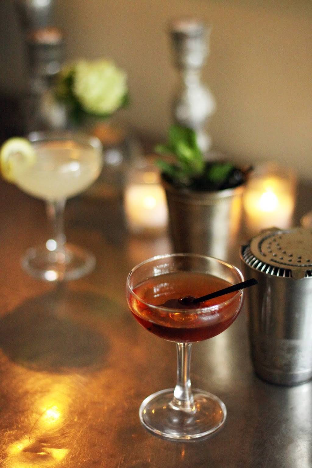 Black Bottle Gastrotavern | restaurant | 2600 1st Ave, Seattle, WA 98121, USA | 2064411500 OR +1 206-441-1500