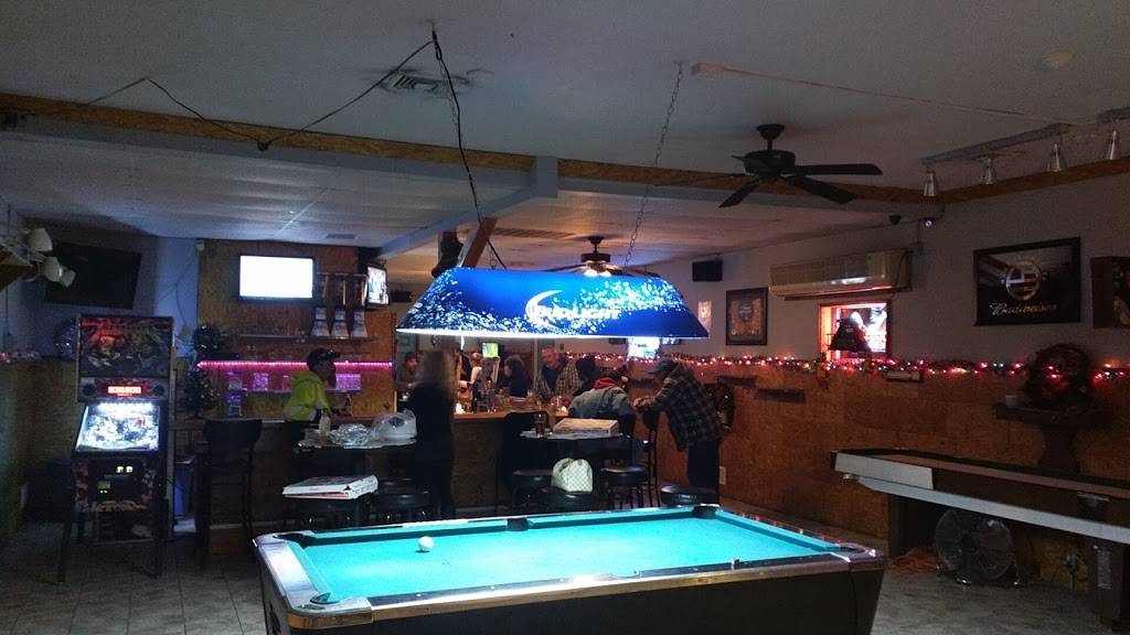 The Side Door Bar & Grill | restaurant | 33 Colfax Ave, Pompton Lakes, NJ 07442, USA | 9738394231 OR +1 973-839-4231