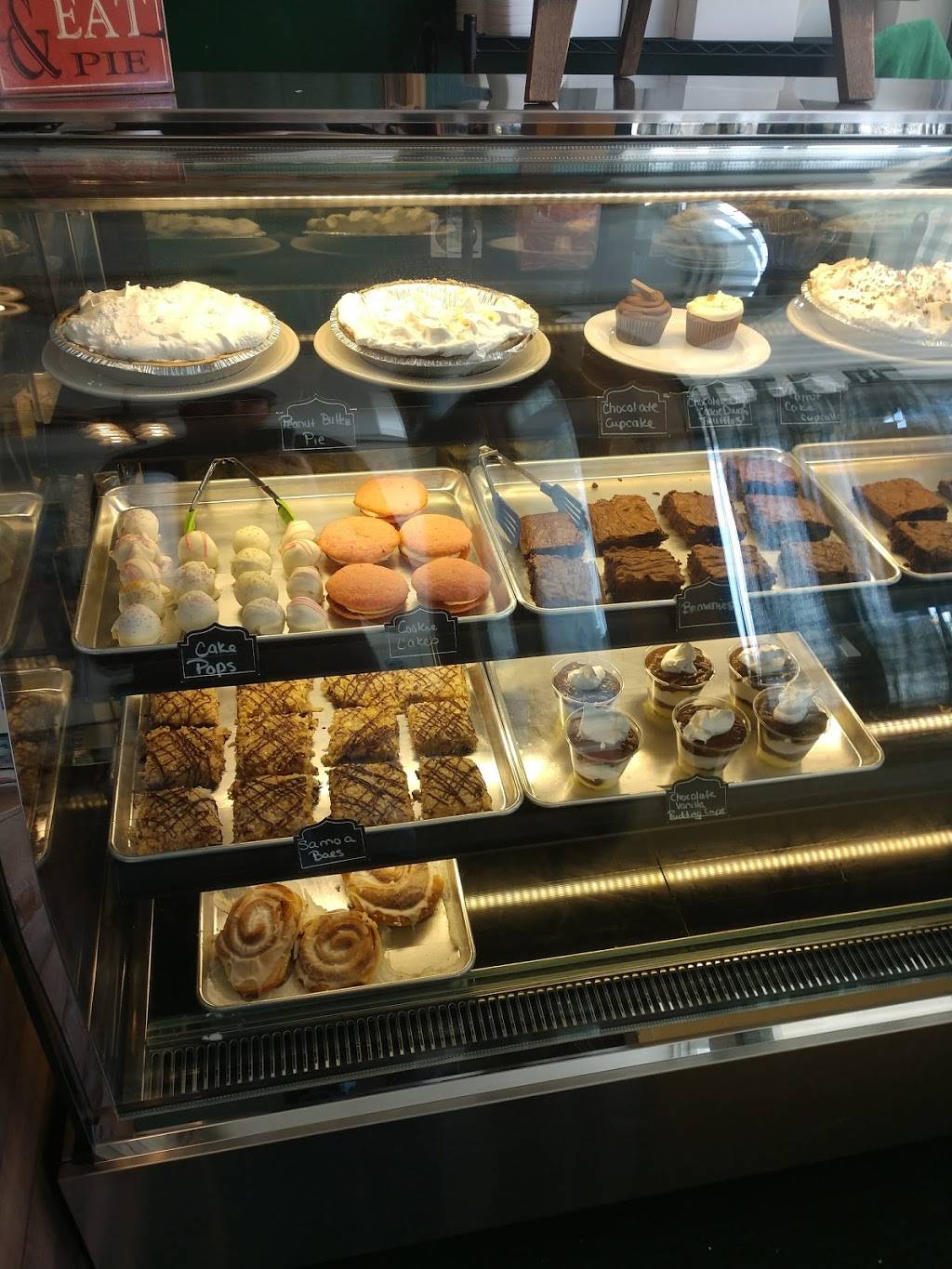 Dees Place | restaurant | 138 N Ridgewood Dr, Sebring, FL 33870, USA | 8634712228 OR +1 863-471-2228