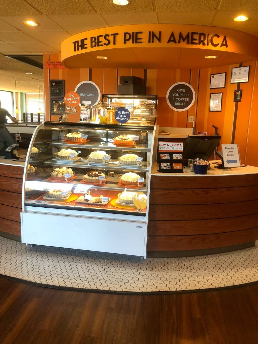 Village Inn | bakery | 575 Apache Trail, Apache Junction, AZ 85120, USA | 4809824579 OR +1 480-982-4579