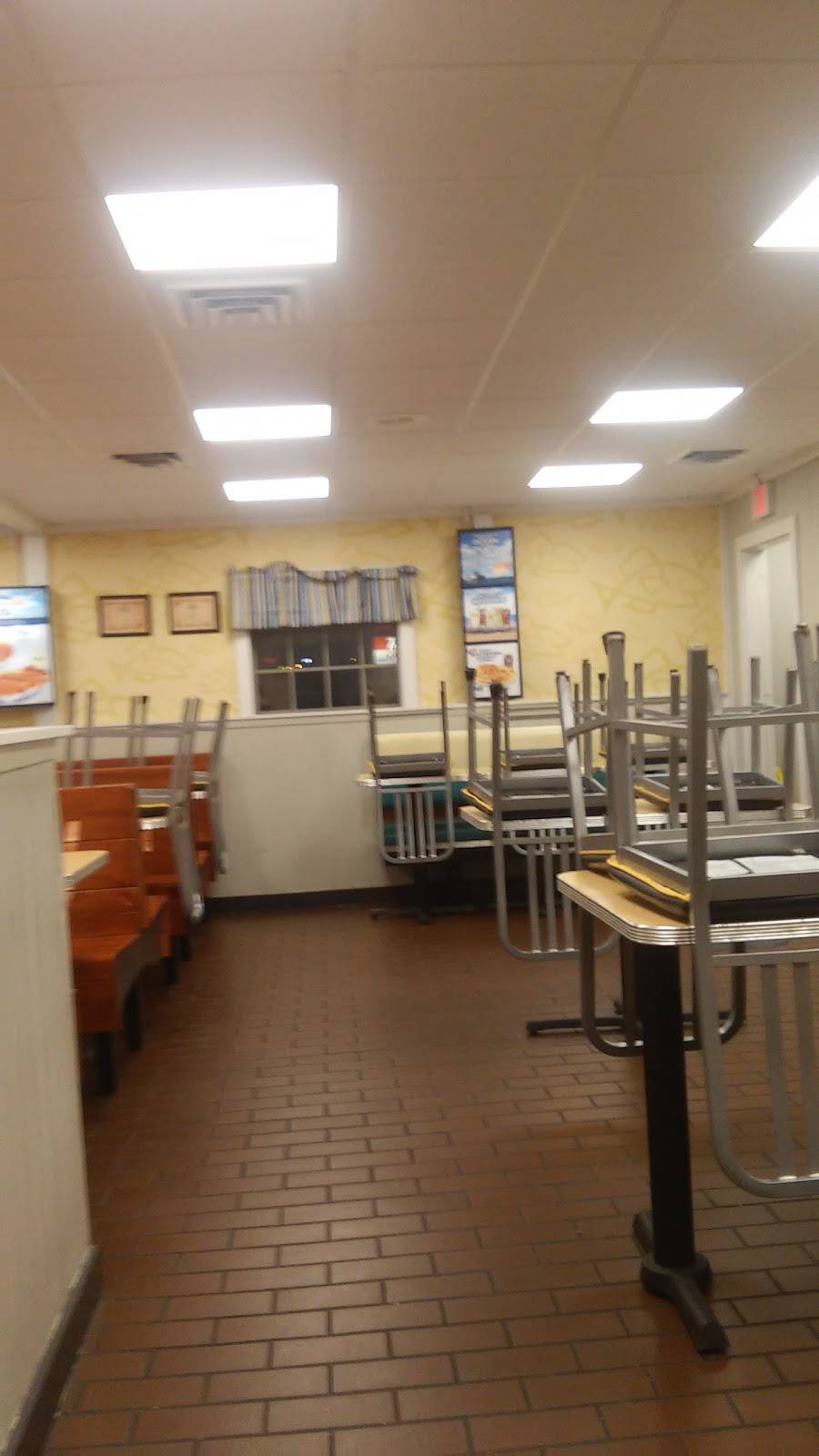 Long John Silvers | restaurant | 935 Coshocton Ave, Mt Vernon, OH 43050, USA | 7403976787 OR +1 740-397-6787