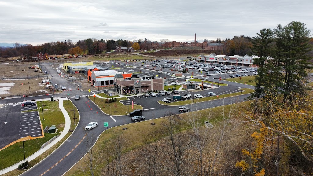 Burger King | restaurant | 18 Winslow Gate Rd, Poughkeepsie, NY 12601, USA | 8457657270 OR +1 845-765-7270