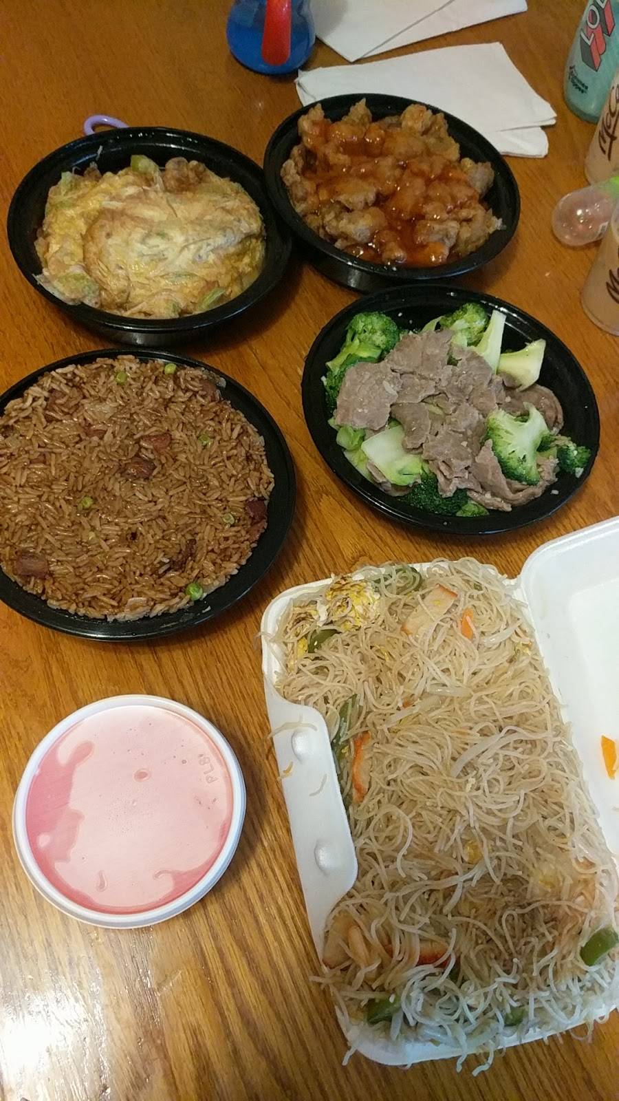 Silver Star Restaurant | restaurant | 100 Lupin Dr, Whitby, ON L1N 1X8, Canada | 9056686668 OR +1 905-668-6668