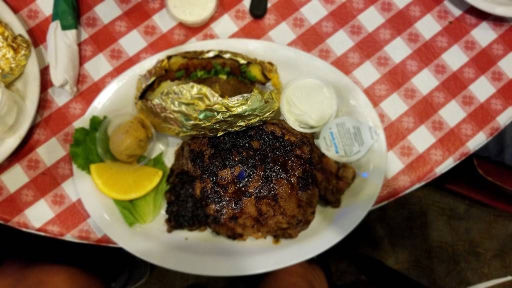 Calecos Bar & Grill | restaurant | 101 N Broadway, St. Louis, MO 63102, USA | 3144210708 OR +1 314-421-0708