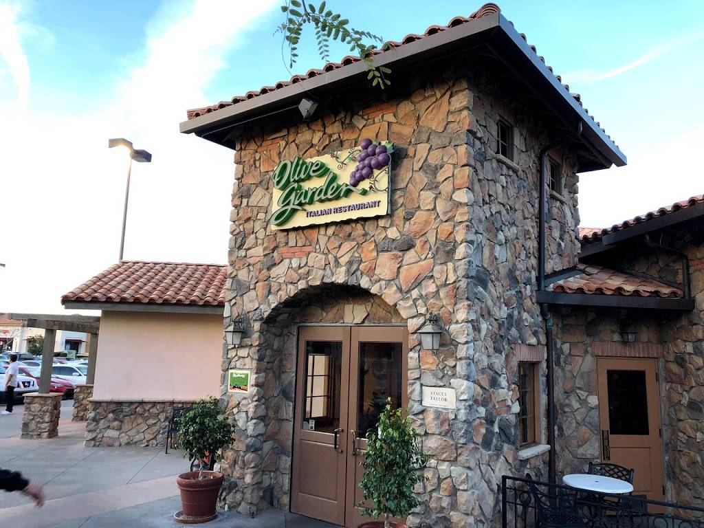 Olive Garden Italian Restaurant | meal takeaway | 27003 McBean Pkwy, Santa Clarita, CA 91355, USA | 6617998161 OR +1 661-799-8161