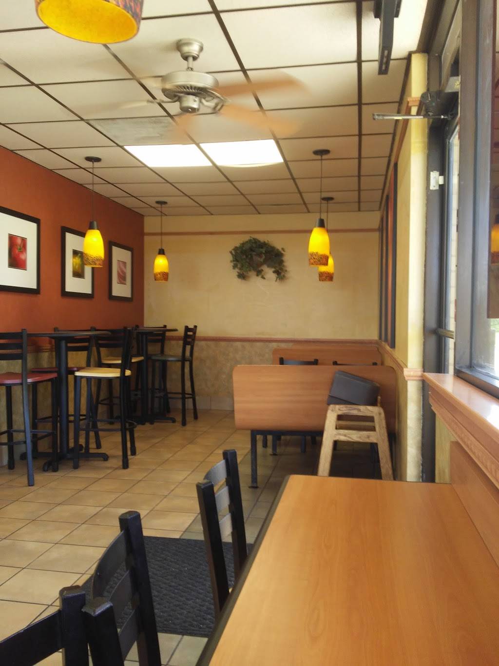 Subway | restaurant | 3611 Avenue F, Bay City, TX 77414, USA | 9792444782 OR +1 979-244-4782