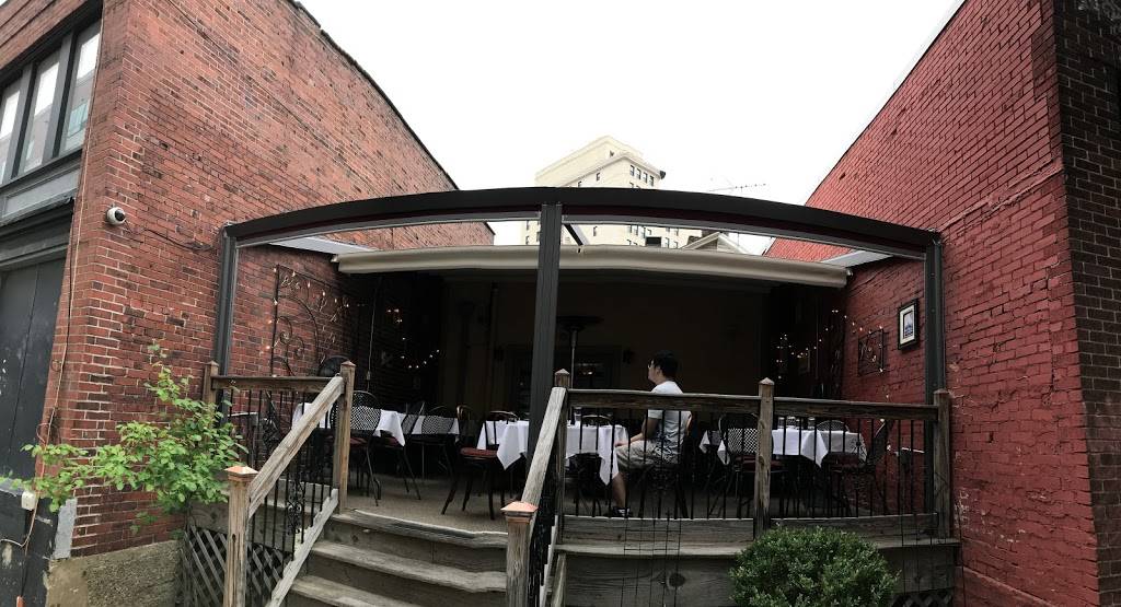 Paris 66 Bistro | restaurant | 6018 Centre Ave, Pittsburgh, PA 15206, USA | 4124048166 OR +1 412-404-8166