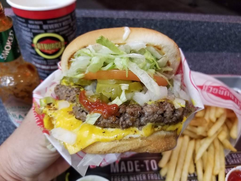 Fatburger | restaurant | 10955 Kinross Ave, Los Angeles, CA 90024, USA | 3102084300 OR +1 310-208-4300