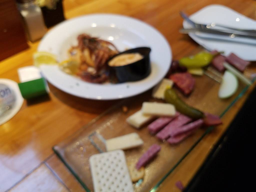 Langways All American Sports Bar | restaurant | 1357 Defense Hwy, Gambrills, MD 21054, USA | 4107214108 OR +1 410-721-4108