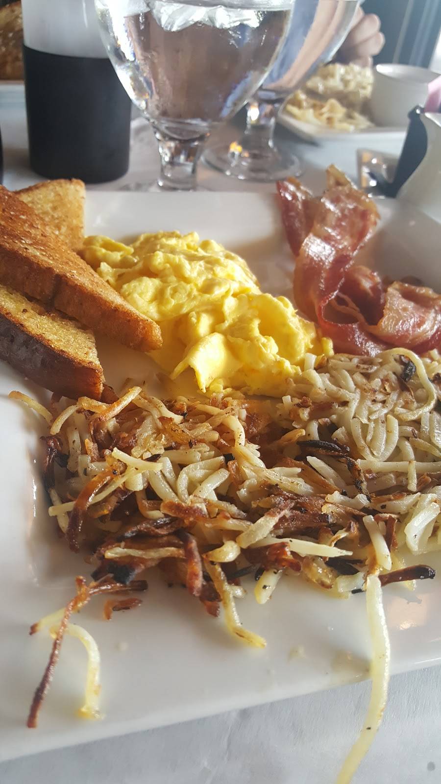 Main Street Bistro | night club | 200 E Main St, Fort Wayne, IN 46802, USA | 2604208633 OR +1 260-420-8633