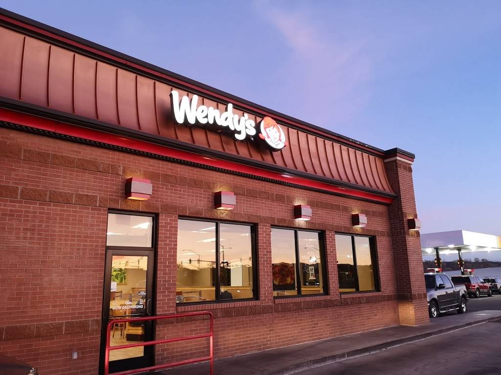Wendys | restaurant | 769 E Frontage Rd, Rio Rico, AZ 85648, USA | 5203770002 OR +1 520-377-0002