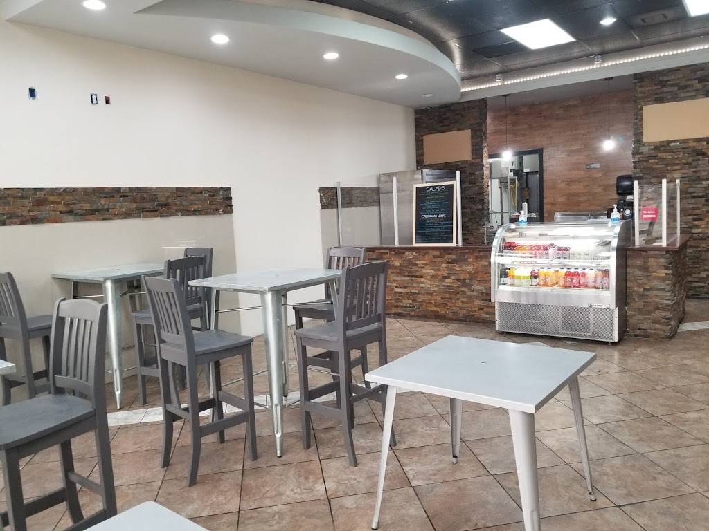 Olgas Naturally: California Kitchen | restaurant | 42815 30th St, Lancaster, CA 93536, USA | 6619414075 OR +1 661-941-4075