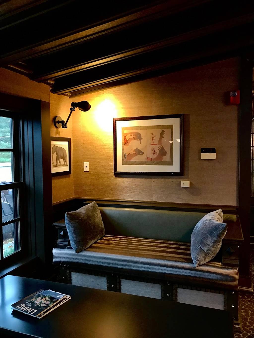 Peerces Landing | restaurant | 12460 Dulaney Valley Rd, Phoenix, MD 21131, USA | 4102521033 OR +1 410-252-1033