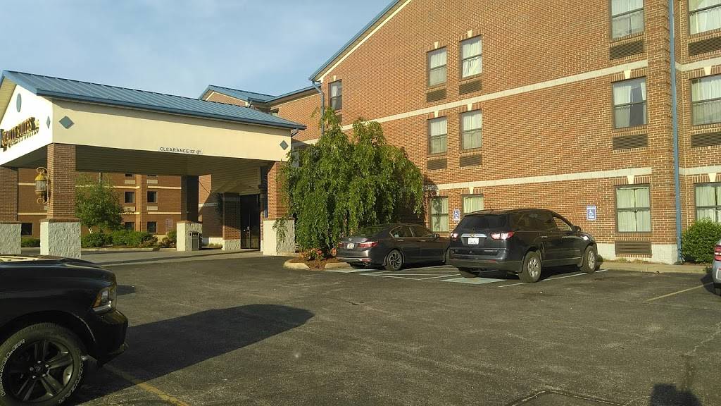 Quality Suites | restaurant | 360 Eastern Blvd, Jeffersonville, IN 47130, USA | 8122822100 OR +1 812-282-2100