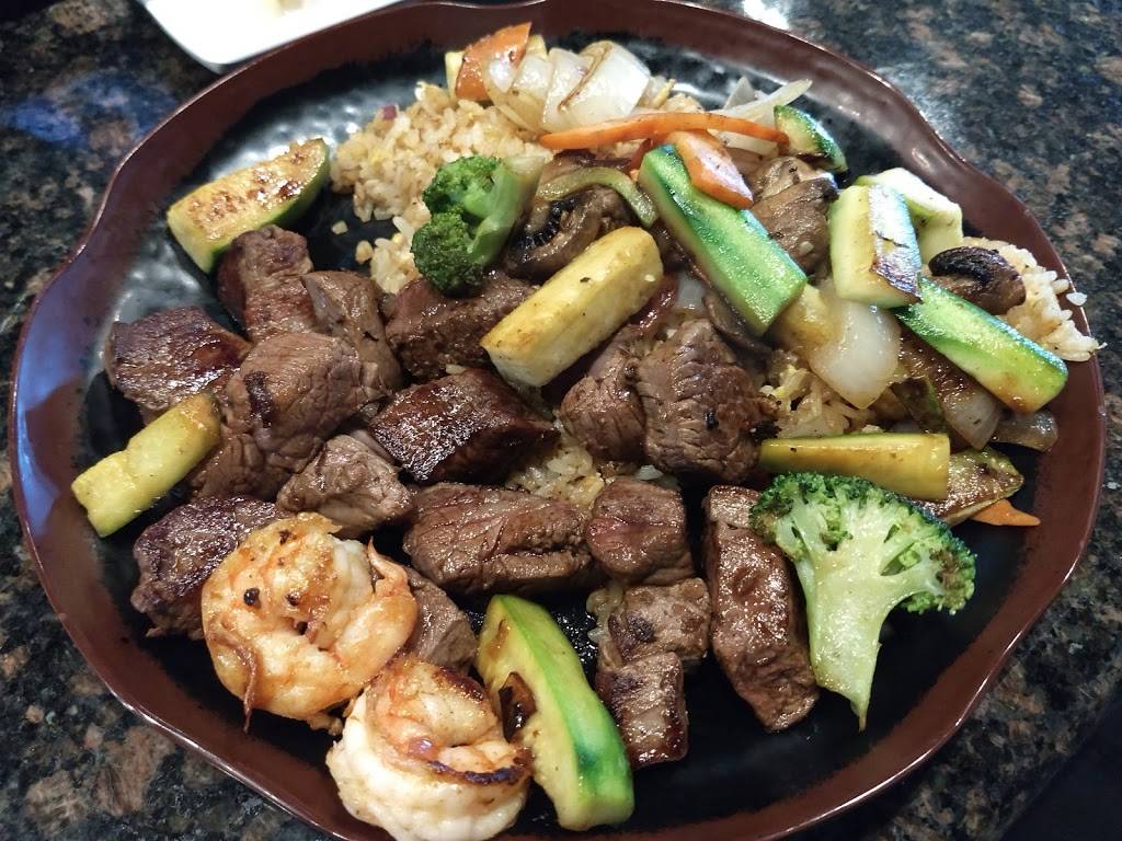 Umi Japanese Steakhouse & Sushi Lounge | restaurant | 1280 Creekshire Way, Winston-Salem, NC 27103, USA | 3369997227 OR +1 336-999-7227