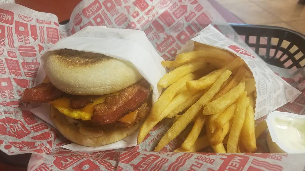 Jack in the Box | restaurant | 2711 Green River Rd, Corona, CA 92882, USA | 9512722037 OR +1 951-272-2037