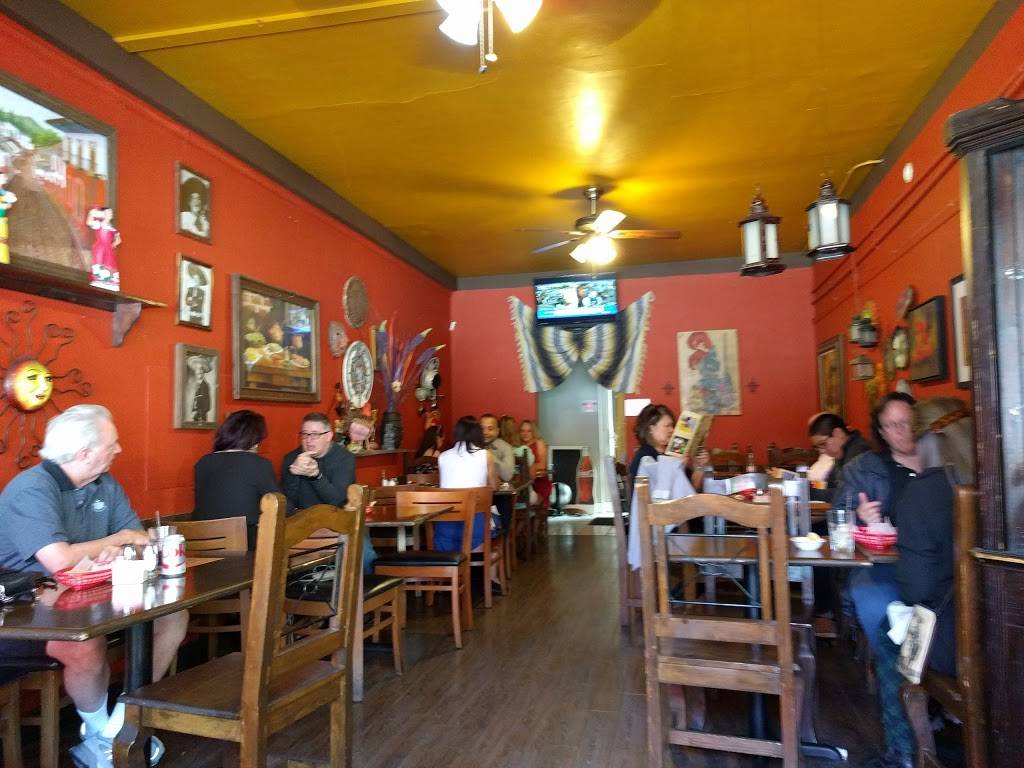 El Carpintero Mexican Restaurant | restaurant | 4109 W Olive Ave, Burbank, CA 91505, USA | 8185664093 OR +1 818-566-4093
