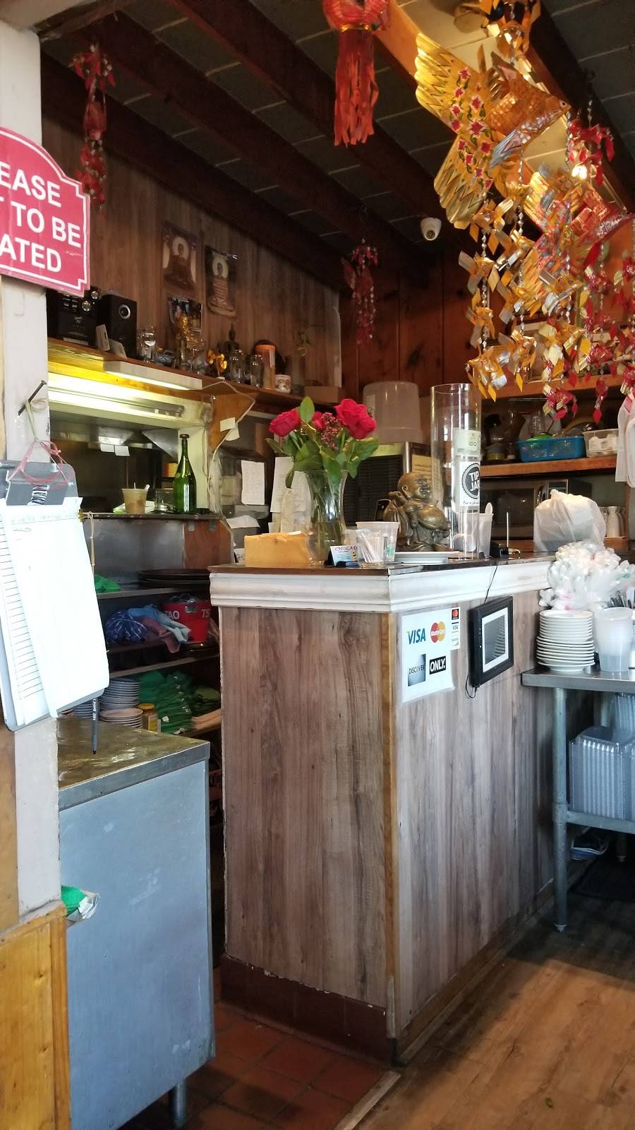 Cholada Thai Beach Cuisine | restaurant | 18763 Pacific Coast Hwy, Malibu, CA 90265, USA | 3103170025 OR +1 310-317-0025