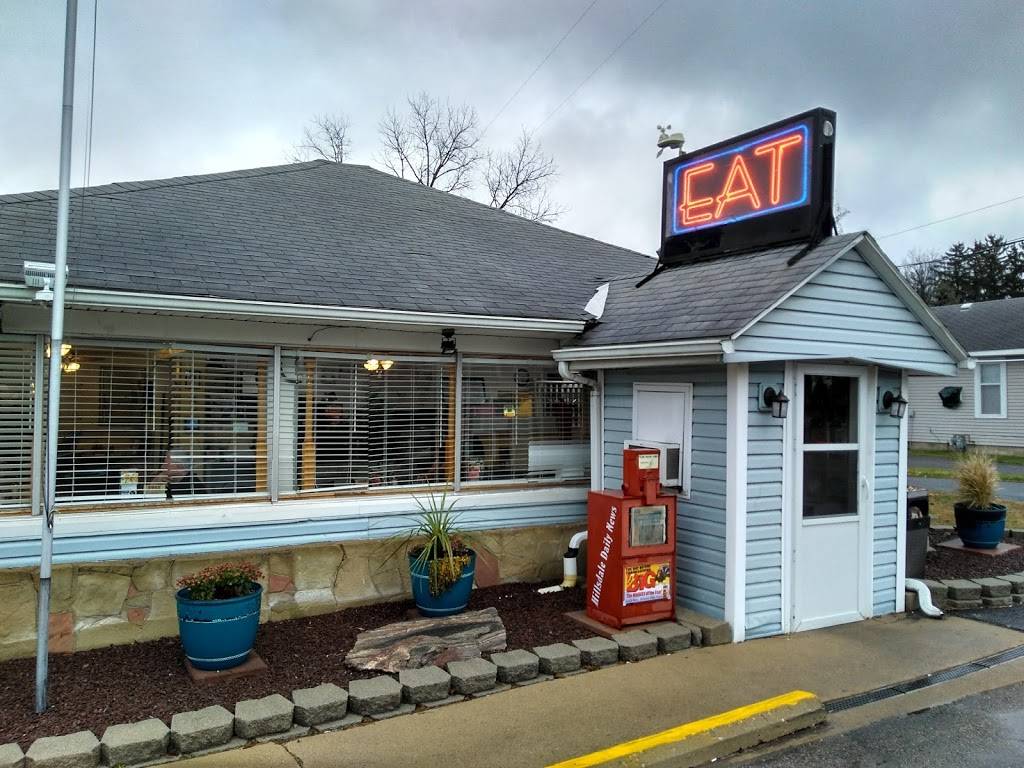 Spanglers Family Restaurant | restaurant | 601 E Chicago Rd, Jonesville, MI 49250, USA | 5178492900 OR +1 517-849-2900