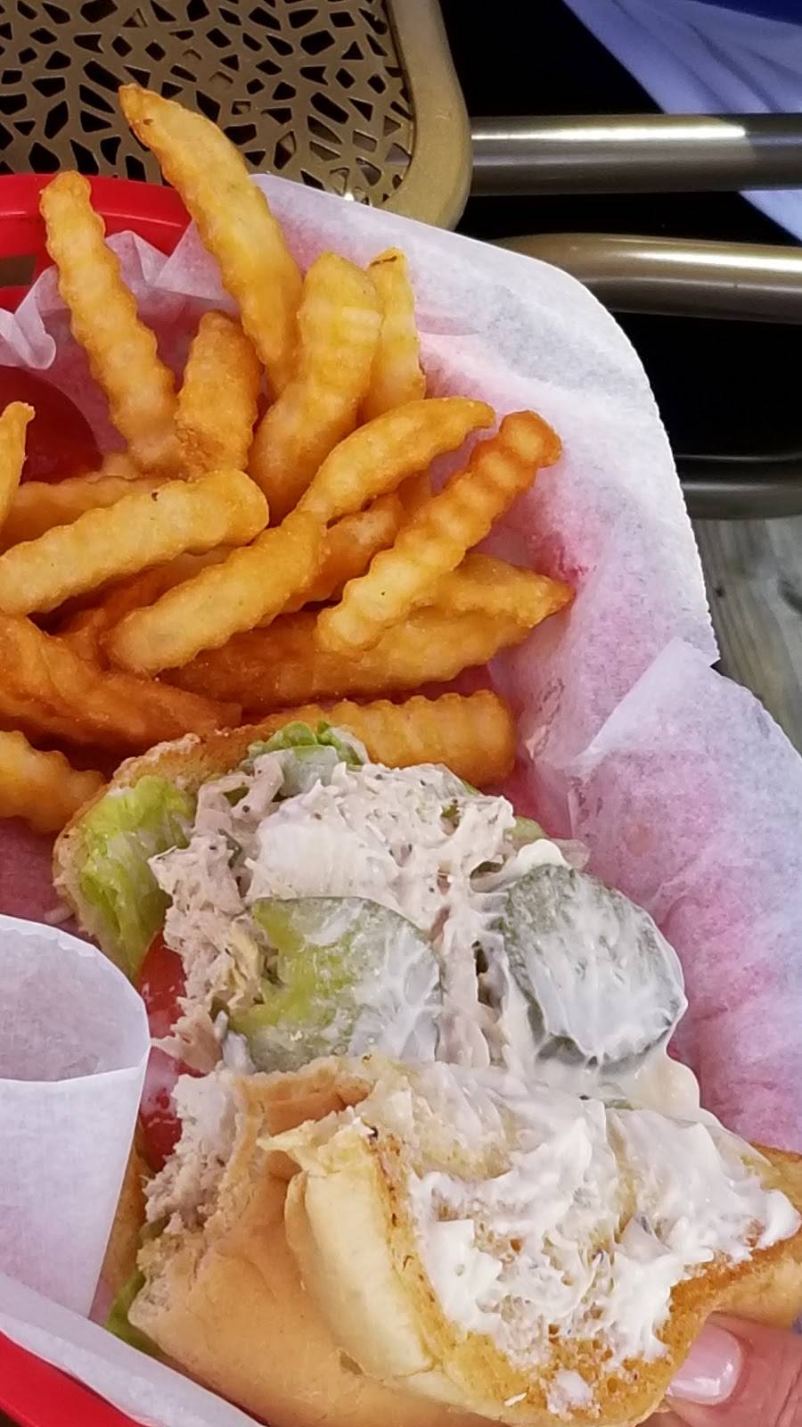 Midtown MeMes | restaurant | 235 W 3rd St, Jackson, GA 30233, USA | 7705043299 OR +1 770-504-3299