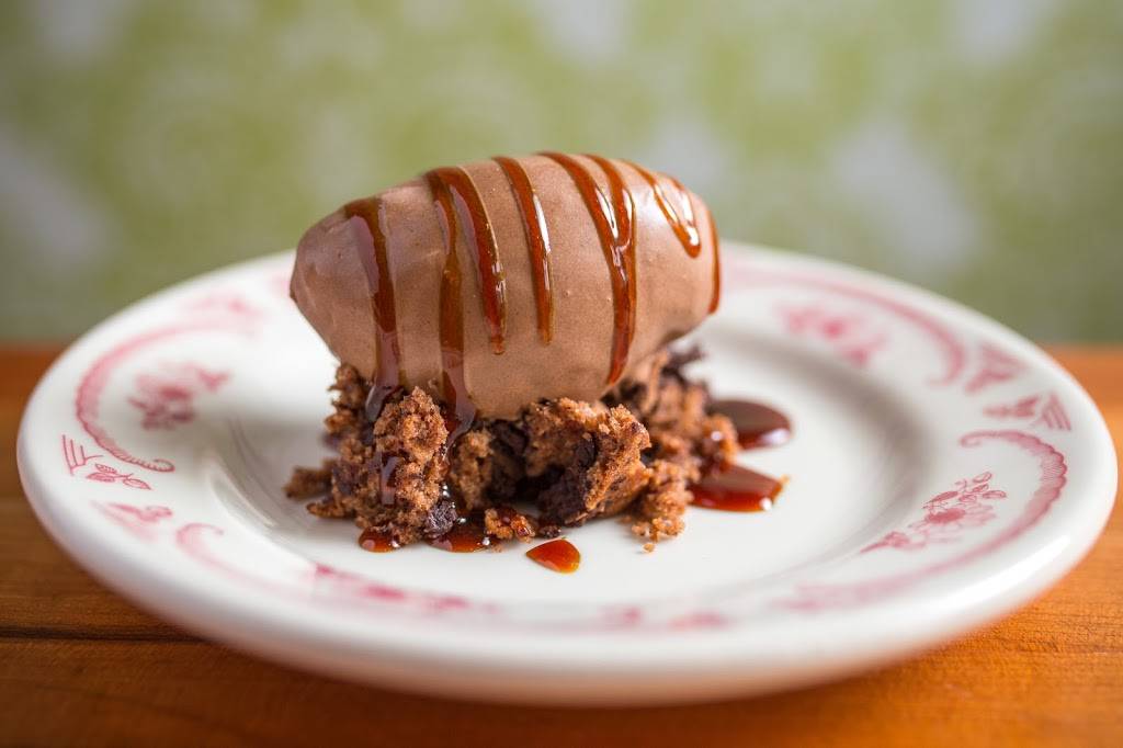 Big Jones | restaurant | 5347 N Clark St, Chicago, IL 60640, USA | 7732755725 OR +1 773-275-5725