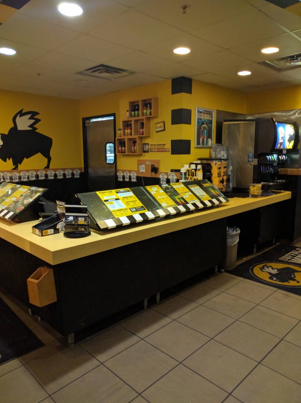 Buffalo Wild Wings | meal takeaway | 5500 Tinker Diagonal, Del City, OK 73115, USA | 4056779464 OR +1 405-677-9464