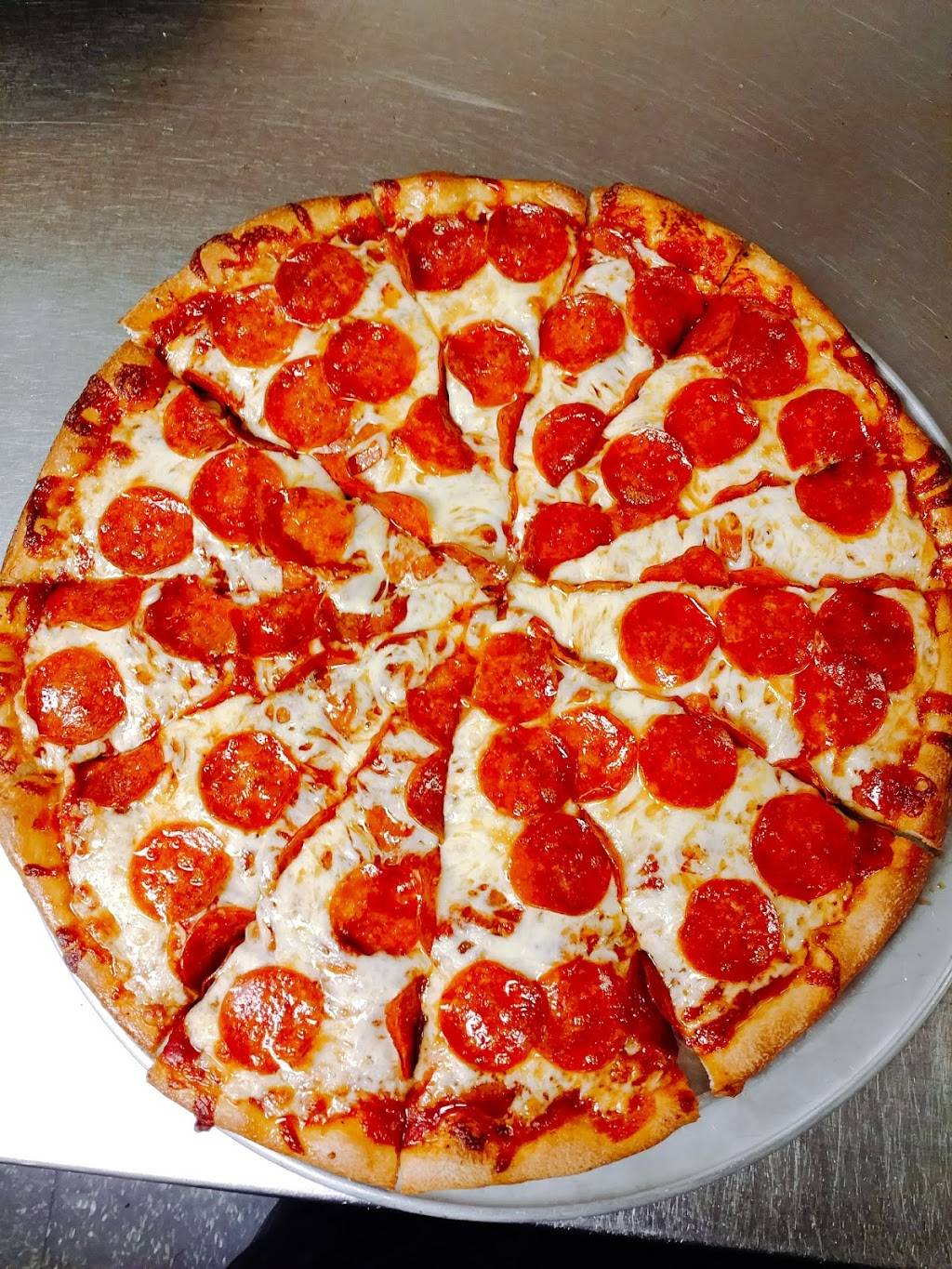 Augies Pizza & Catering | restaurant | 5108, 14084 State Rd, North Royalton, OH 44133, USA | 4402372080 OR +1 440-237-2080