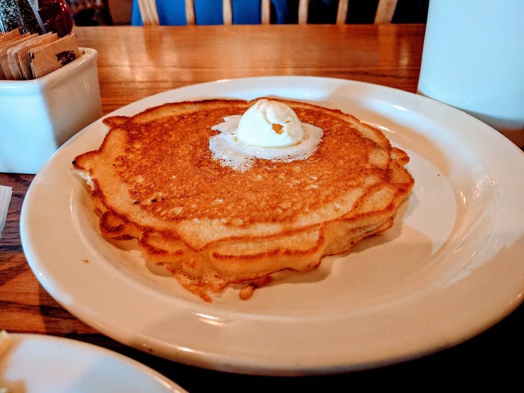 Cracker Barrel Old Country Store | restaurant | 2115 S Church St, Murfreesboro, TN 37130, USA | 6158679067 OR +1 615-867-9067