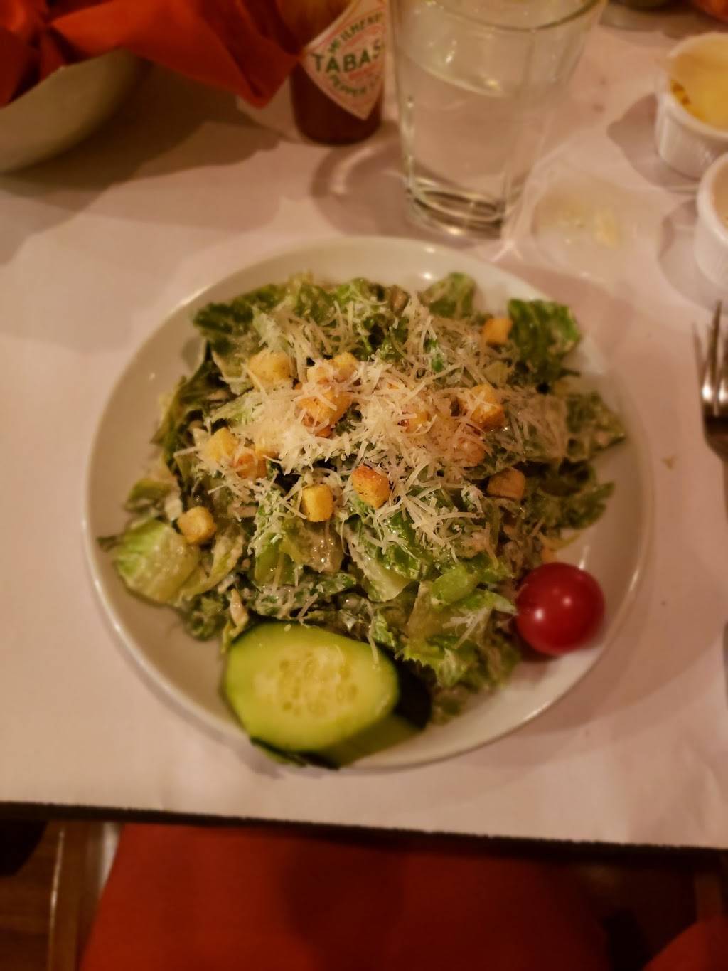 Ginos Steakhouse | restaurant | 600 E Lincoln Hwy, Merrillville, IN 46410, USA | 2197694466 OR +1 219-769-4466