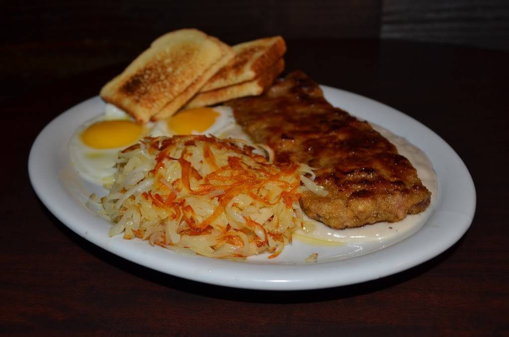 Blue Moon Lounge | restaurant | 310 NE 3rd St, McMinnville, OR 97128, USA | 5034723045 OR +1 503-472-3045