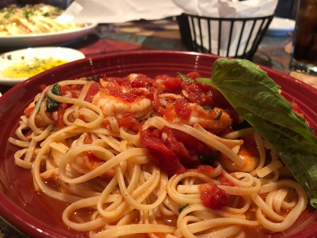 Carrabbas Italian Grill | meal takeaway | 10586 Metcalf Ave, Overland Park, KS 66212, USA | 9133857811 OR +1 913-385-7811