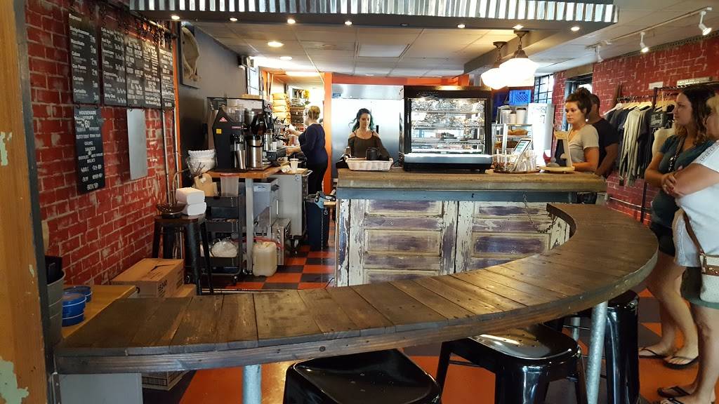 Smelly Cat Coffee House & Roastery | cafe | 514 E 36th St, Charlotte, NC 28205, USA | 7043749656 OR +1 704-374-9656