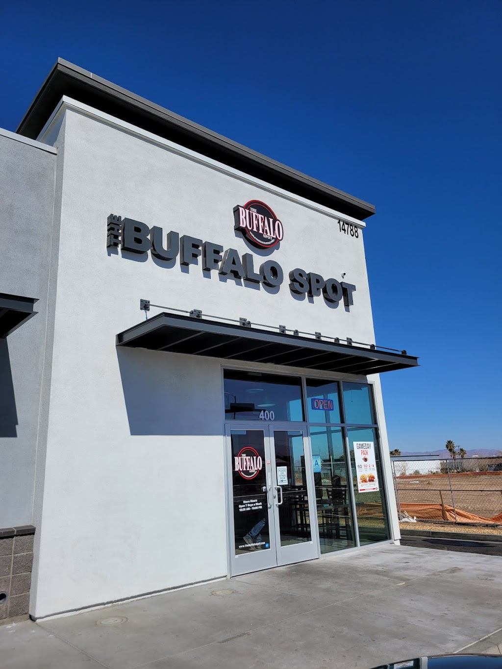 The Buffalo Spot | restaurant | 14788 Bear Valley Rd #104, Victorville, CA 92395, USA | 4422554555 OR +1 442-255-4555