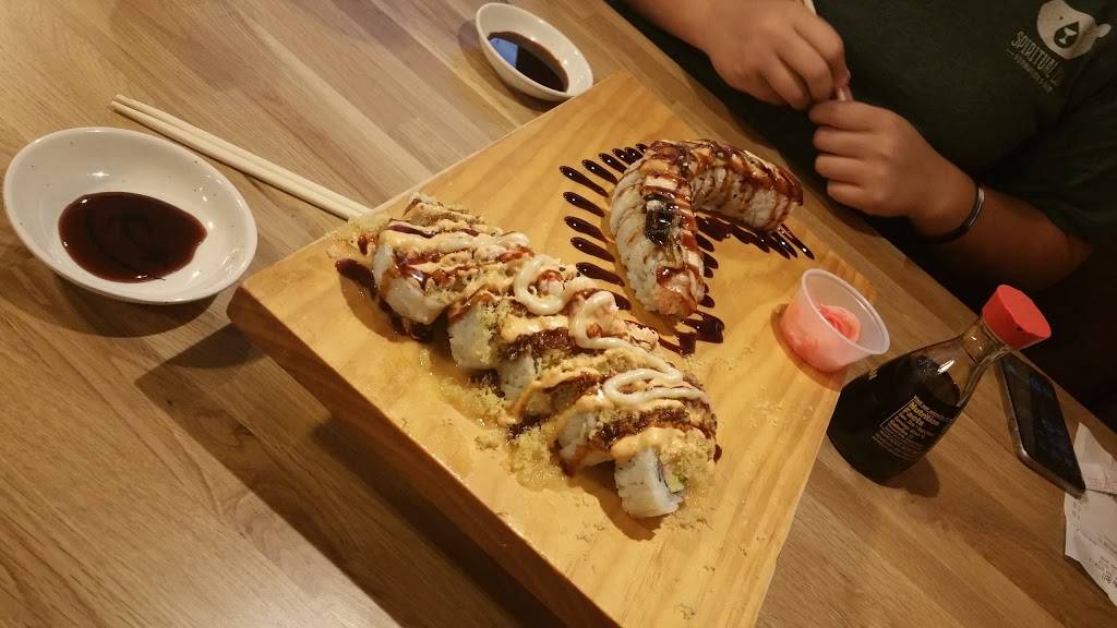 Wako Roll | restaurant | 2804 W Loop 340, Waco, TX 76711, USA | 2546629335 OR +1 254-662-9335