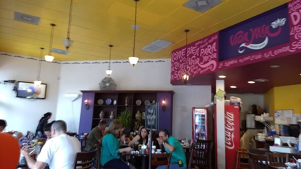 Vida Mia | restaurant | 19141 Stone Oak Pkwy #803, San Antonio, TX 78258, USA | 2104902011 OR +1 210-490-2011